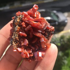 Kırmızı Vanadinit Kristal Küme